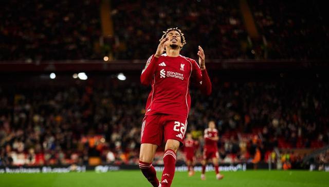 然而他显然, 将其罚下 然而他显然, 将其罚下