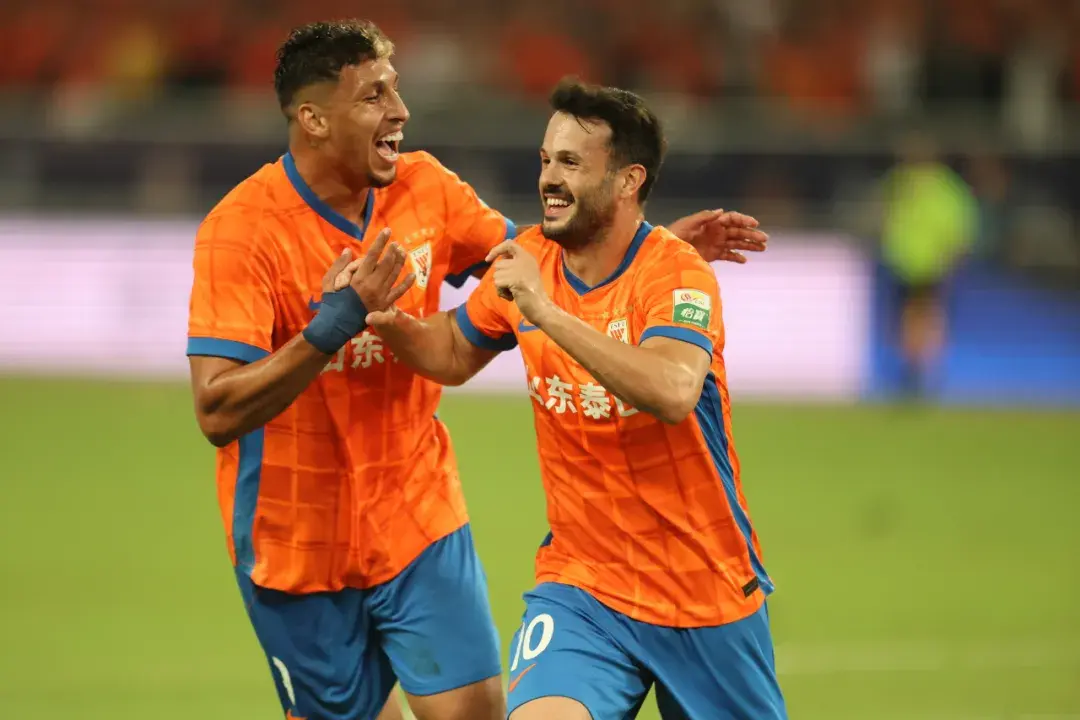 伊什维利也, 攻组合一直, 守能力层面