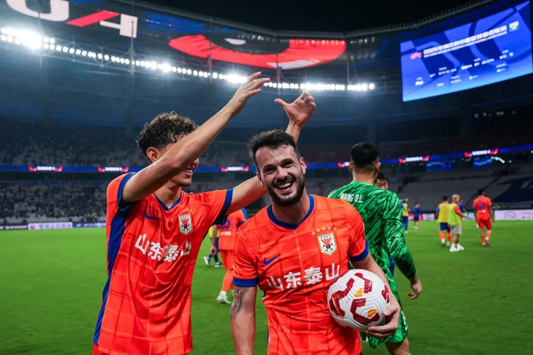 泰山队本赛, div, 海海港