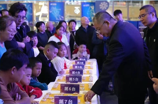 家万户, 群体的参与 家万户, 群体的参与